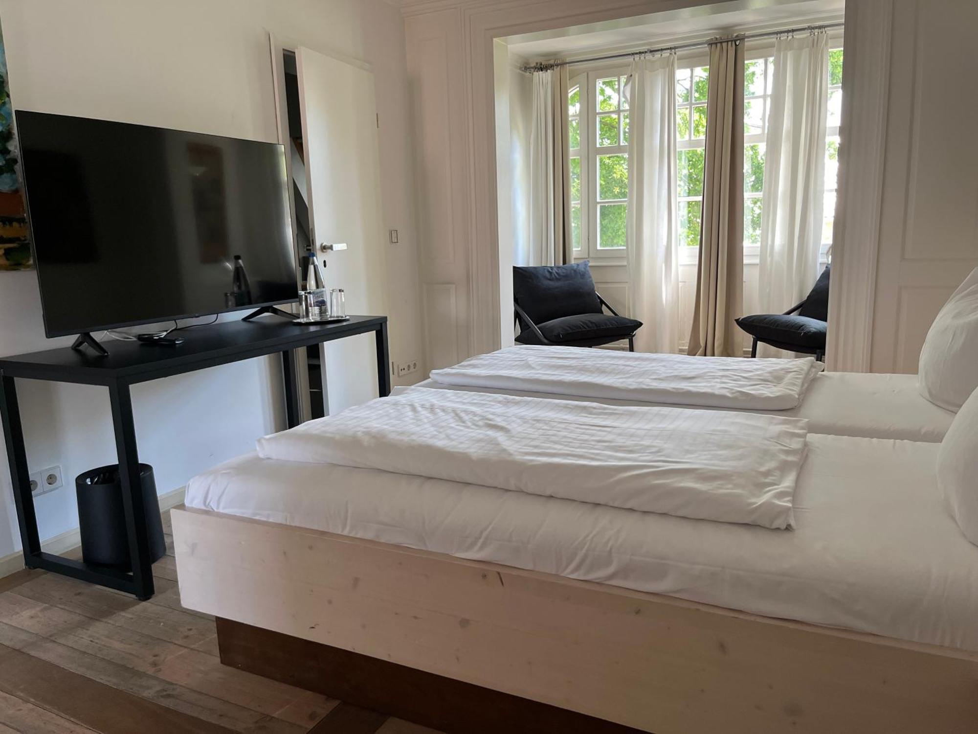Hotel Hahn Gondelsheim Chambre photo