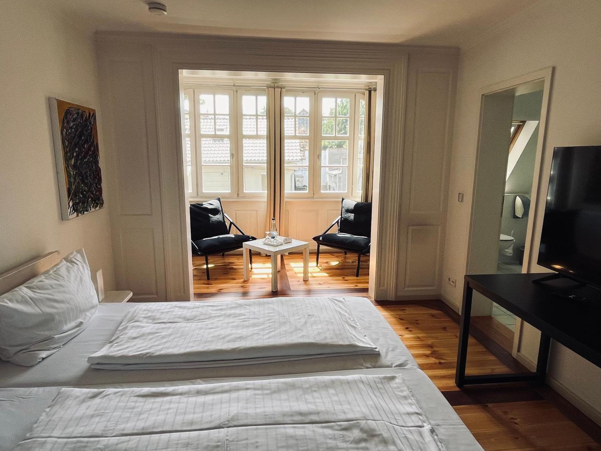 Hotel Hahn Gondelsheim Extérieur photo