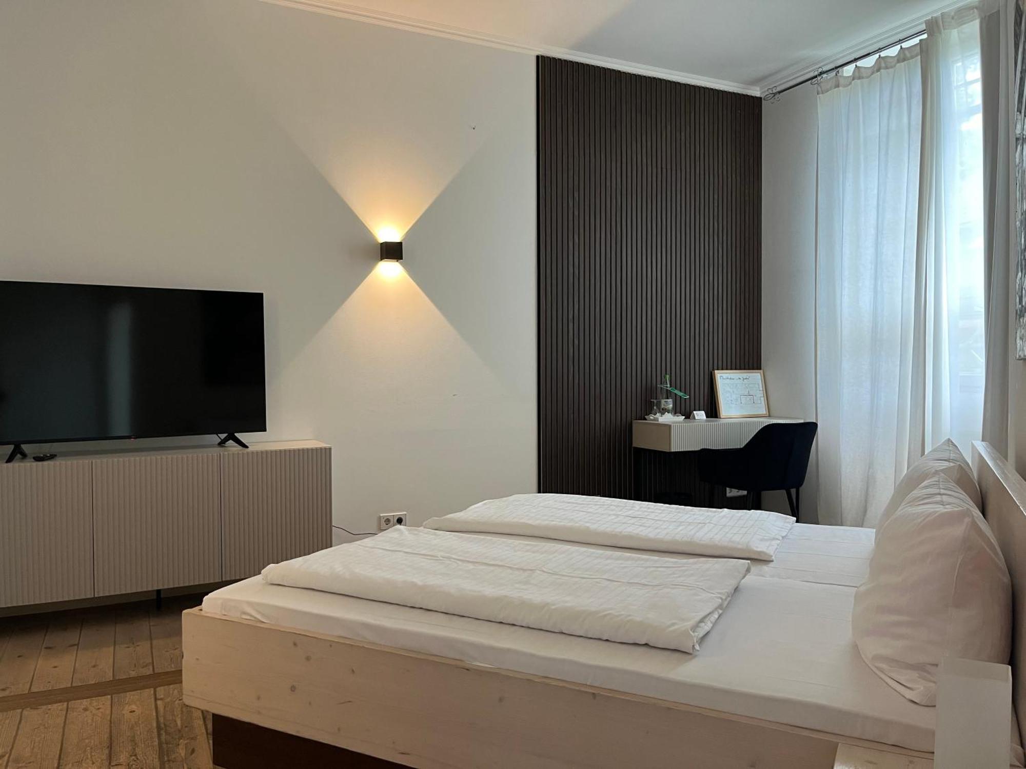 Hotel Hahn Gondelsheim Extérieur photo